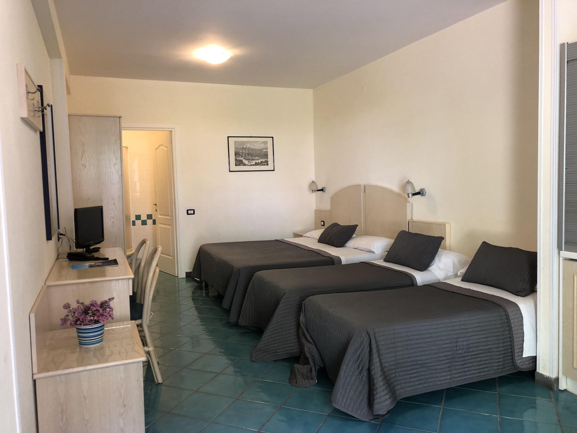 Agave Hotel Pozzuoli Exteriör bild
